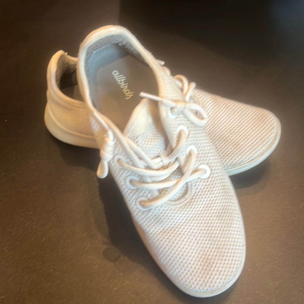 Allbirds men’s 10